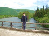 Я на мосту-река Тыя